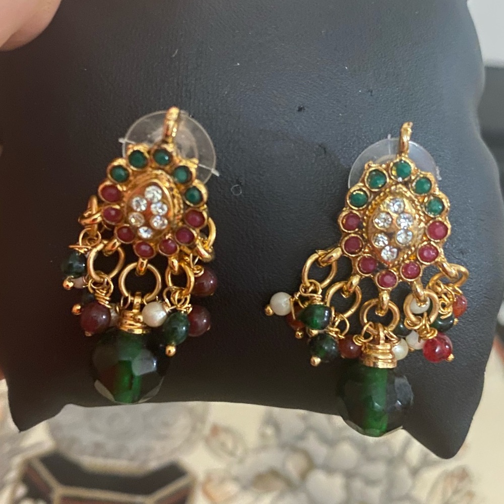 Gorgeous Ruby Statement Earrings - image 2